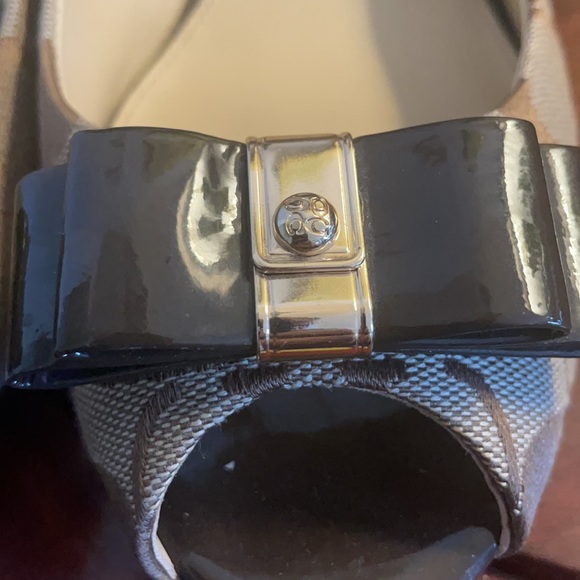 Coach Wedges Size 9.5B - Picture 2 of 9